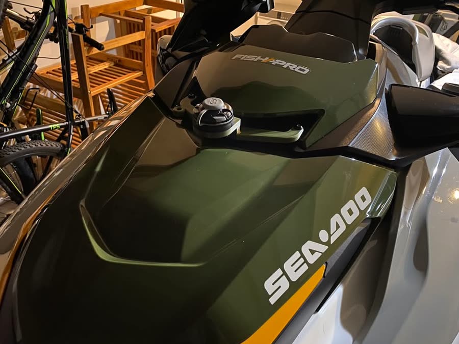 The custom front mount fitted to a Sea-Doo Fish Pro using the existing StarPort fittings
