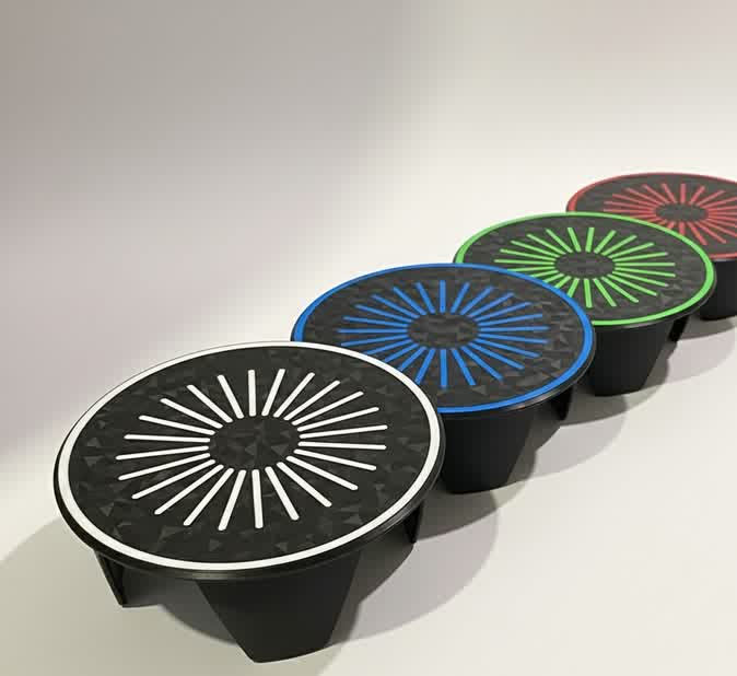 Weighing plates that fit the Thermomix, in black, blue, green and red
