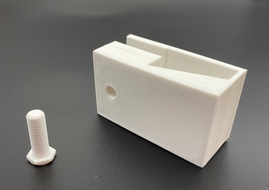 Vertical Shelf Holders for Garage Shelves, 3D printed in New Zealand